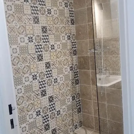 Cap Esterel H3 דירה